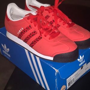 Women’s Adidas Samoa